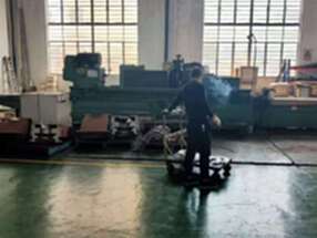机械厂急售二手上海MC1363x3米外圆磨
